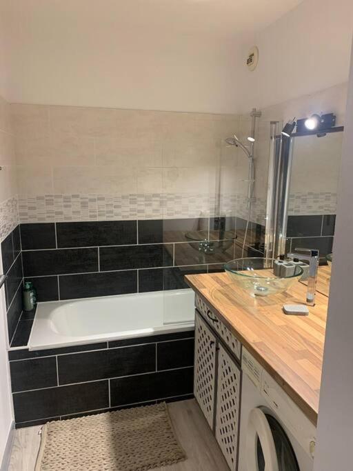 Cocon Douillet Residence Calme Pau Bagian luar foto